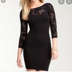 Bebe boat neck 3/4 sleeve seamless dress